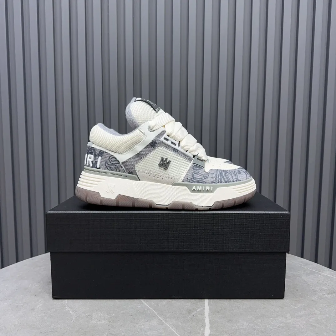 Men's shoes 💰660💰 AMIRI AMIRI trendy brand hot sale 🔥 Available all year round, couples 💑 Official website synchronization Imported fabrics 1⃣️ vs 1⃣️ replica, original factory special original sole, 35-45 (45. non-refundable)